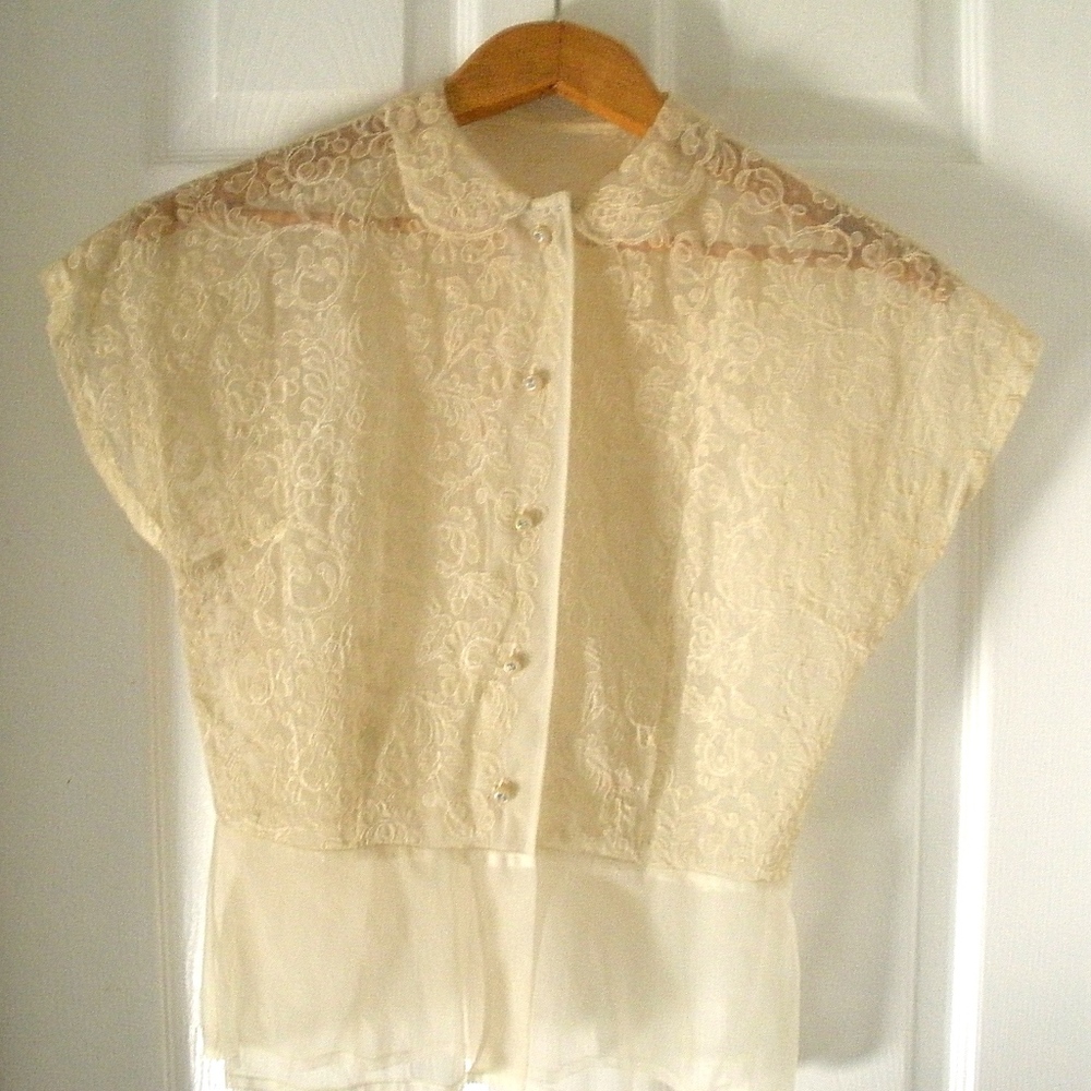 Women's Vintage Cream 50s Embroidered Sheer Top